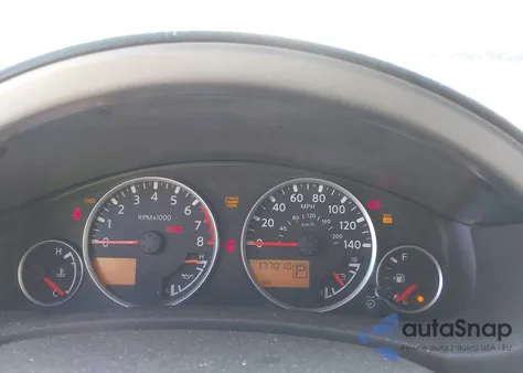 2005 Nissan Pathfinder Se Off-Road z USA, uszkodzony, nr VIN 5N1AR18W85C741703